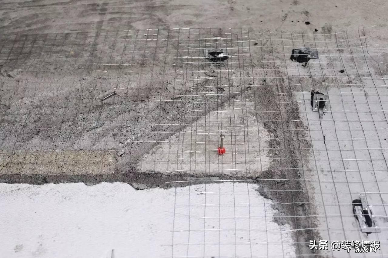 院墙用铁丝网围起来风水 铁丝网门头装修效果图