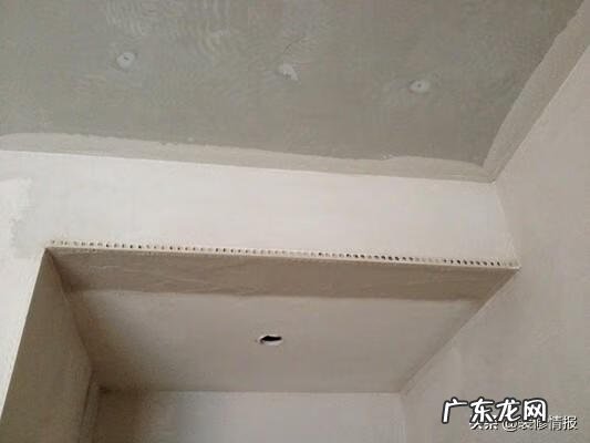 院墙用铁丝网围起来风水 铁丝网门头装修效果图