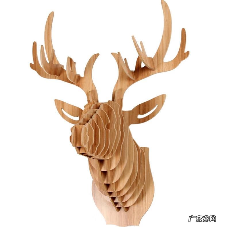 鹿的背景墙可以挂餐厅吗 风水鹿头可以挂在背景墙吗