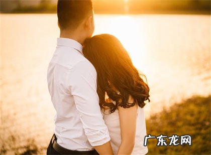 女人偷偷还爱着前任的表现-默默的关注着前任的动态
