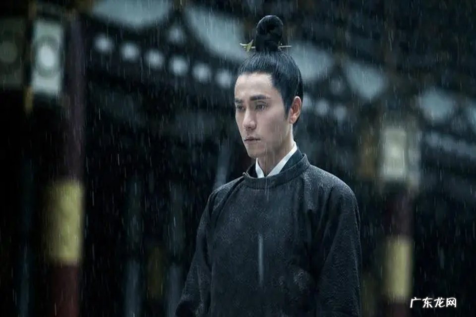 男子年满15岁叫什么 男子年满20岁叫什么