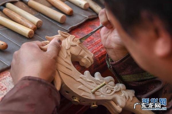 喜爱拉马头琴的民族是哪个 马头琴是哪个民族的特色