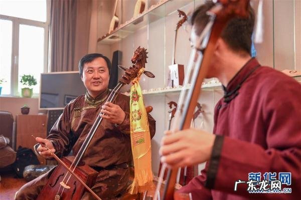 喜爱拉马头琴的民族是哪个 马头琴是哪个民族的特色