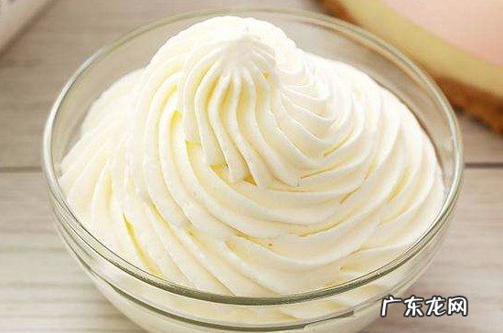 淡奶油放冰箱里凝固了还能用吗
