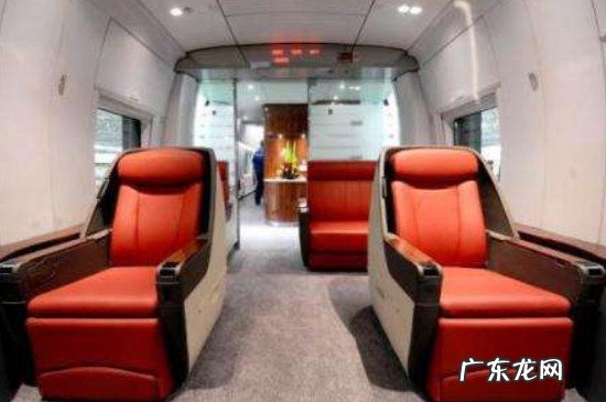 高铁一等座能调半躺吗