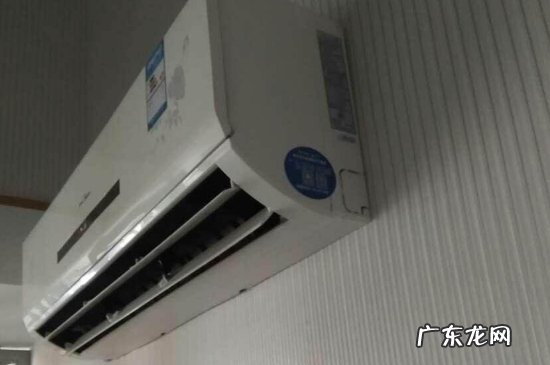 空调扇叶滴水怎么回事