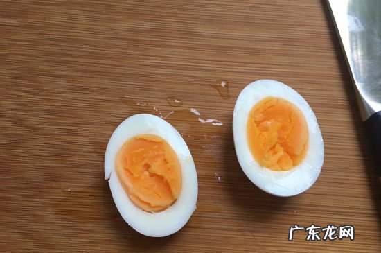 切开的鸡蛋能不能微波