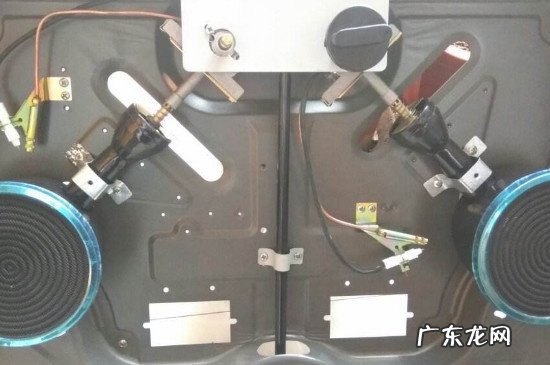 煤气灶电池怎么安装