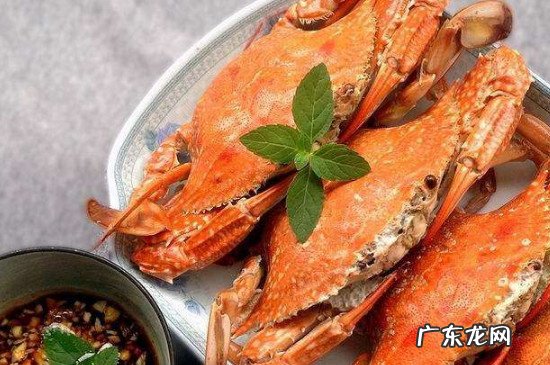 柿子可以和螃蟹一起吃吗