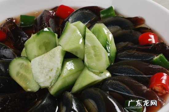 松花蛋可以和黄瓜一起凉拌吗