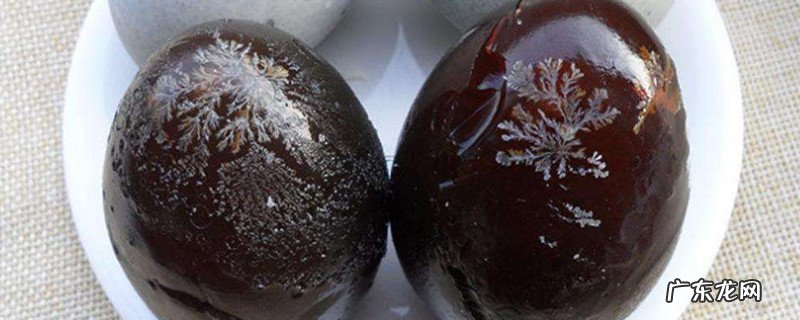 松花蛋可以和白糖一起吃吗