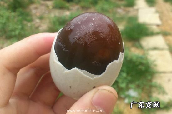 皮蛋可以生吃吗