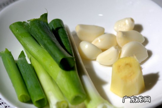 蜂蜜不能和什么一起吃