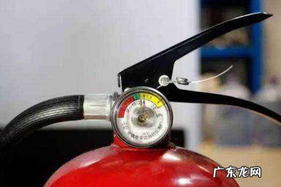灭火器的压力表指针在哪里为正常