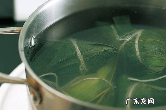 粽叶怎么处理不容易破