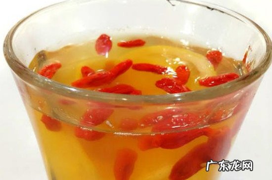 柠檬可以和枸杞一起泡水喝吗