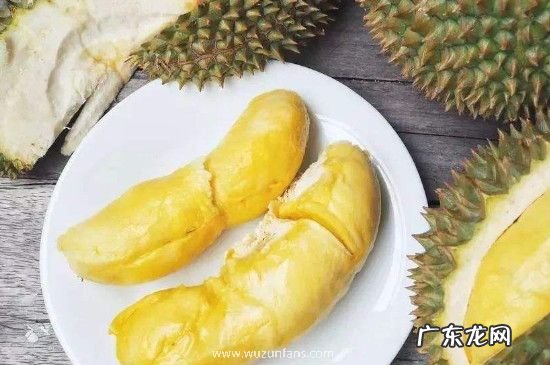 海鲜可以和榴莲一起吃吗?