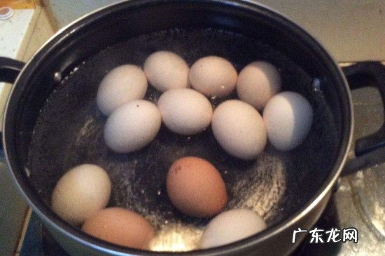 鸡蛋可以和豆浆一起吃吗