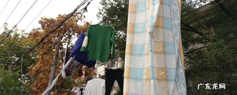 黄梅天衣服晒不干怎么办