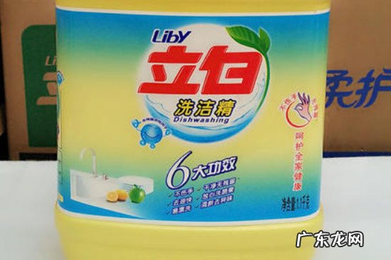 杨梅汁弄衣服上怎么洗干净