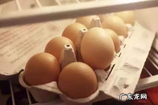 鸡蛋放冰箱里两个月可以吃吗