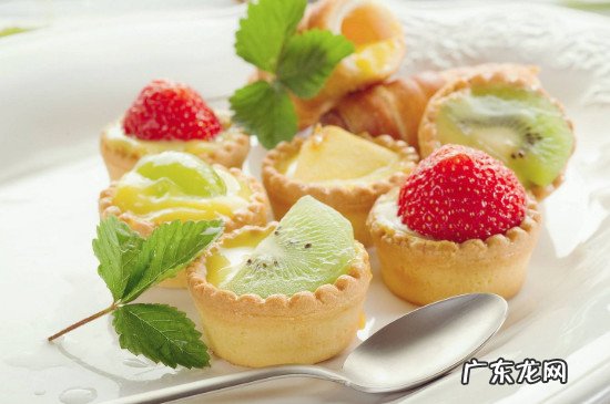 蛋糕放在冰箱变硬了怎么办