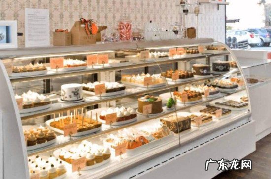 蛋糕放在冰箱里第二天还能吃吗