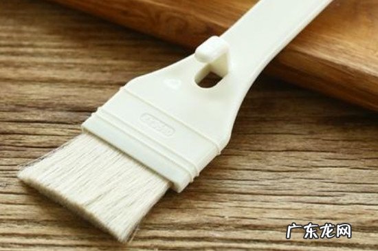 新手烤烧烤刷油技巧