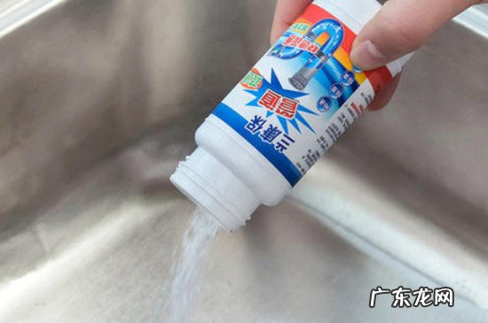 浴缸堵了但还缓慢下水