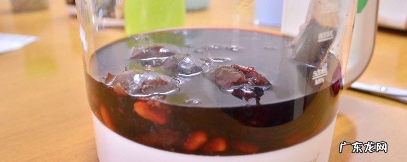 枸杞桑葚泡水喝的禁忌