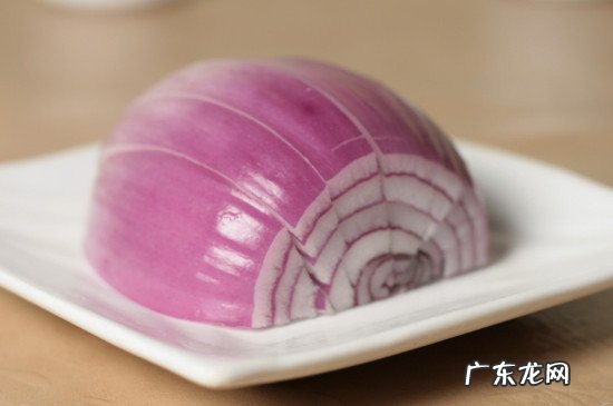 紫洋葱生吃作用与功效