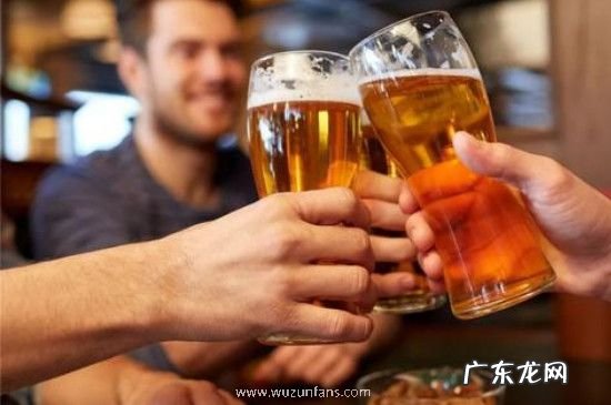 吃皮蛋可以喝啤酒吗
