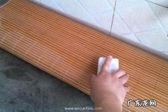 刚买回来的冰丝凉席要洗吗