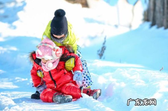 下雪天地面太滑怎么办