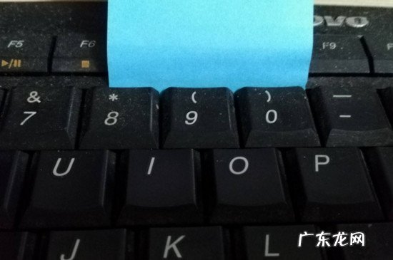 怎么清理键盘里面的垃圾