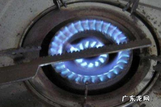 煤气灶火不旺什么原因