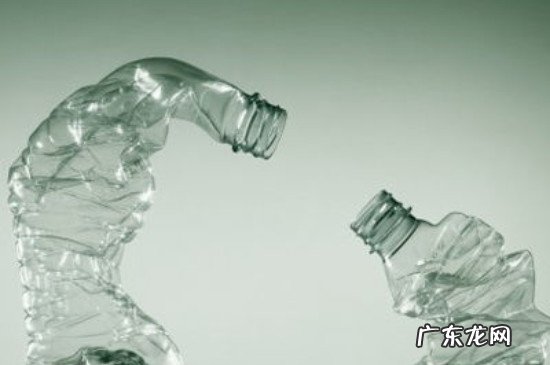 瓶子烫变形了水能喝么