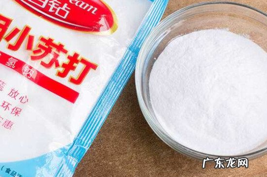 食用小苏打是酵母吗