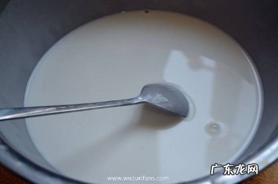 凉皮面浆稀了可以加淀粉吗