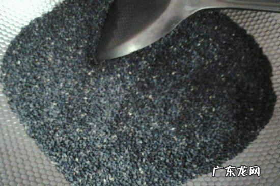 刚洗过的黑芝麻可以直接炒吗