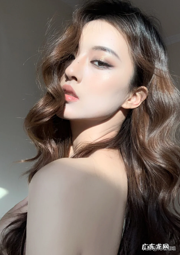比较适合圆脸的长发发型 圆脸长发发型图片