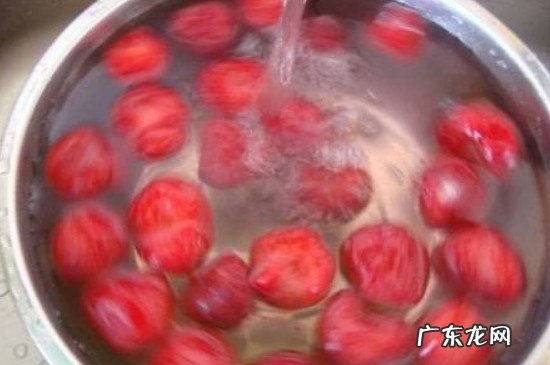 草莓用小苏打洗还是盐