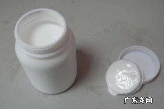 粘性很强的胶怎么去除