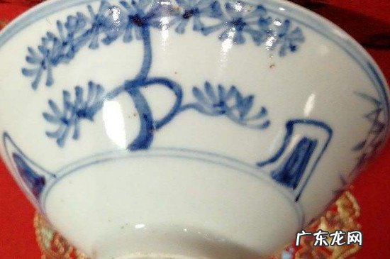 新碗的标签胶怎么去除