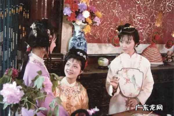 艳慕的近义词是什么 艳慕是什么意思是什么