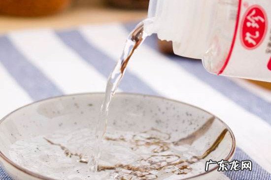 用醋自制消毒水