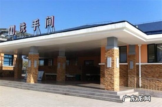 高速服务区多远一个