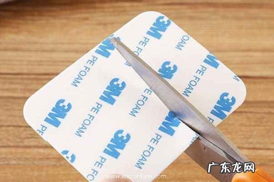 挂钩胶不粘掉了怎么办