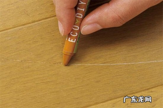 买的家具有轻微划痕正常吗