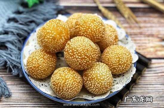 麻团用泡打粉还是酵母